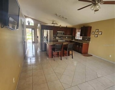 2483 Shelby Circle - Photo Thumbnail 8
