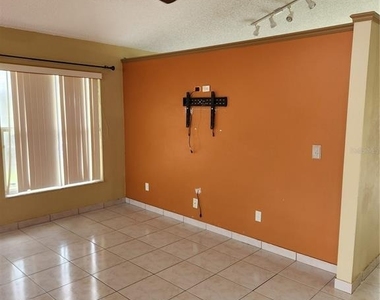 2483 Shelby Circle - Photo Thumbnail 6