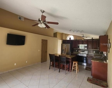 2483 Shelby Circle - Photo Thumbnail 10