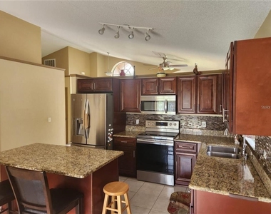 2483 Shelby Circle - Photo Thumbnail 14