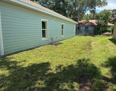554 Ronnoc Lane - Photo Thumbnail 4