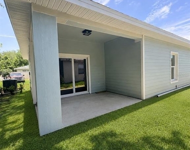 554 Ronnoc Lane - Photo Thumbnail 5
