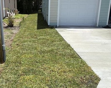 554 Ronnoc Lane - Photo Thumbnail 2