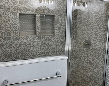 554 Ronnoc Lane - Photo Thumbnail 14