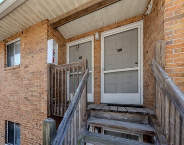 217 Airport Avenue W - Photo Thumbnail 5