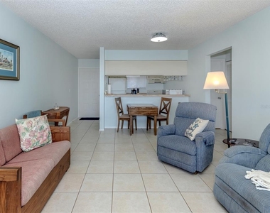 217 Airport Avenue W - Photo Thumbnail 14