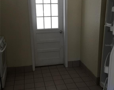 2417 Golfview Street - Photo Thumbnail 9