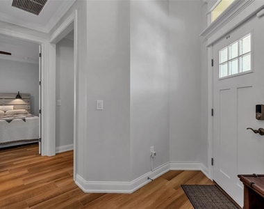7766 Lake James Boulevard - Photo Thumbnail 5