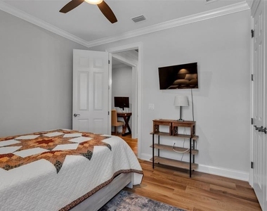 7766 Lake James Boulevard - Photo Thumbnail 30