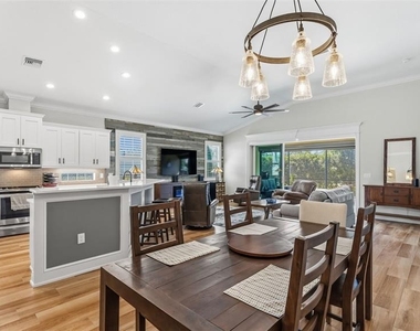 7766 Lake James Boulevard - Photo Thumbnail 10