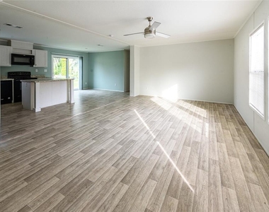 3205 J And J Manor Road - Photo Thumbnail 2