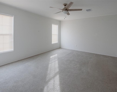 3205 J And J Manor Road - Photo Thumbnail 5