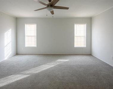 3205 J And J Manor Road - Photo Thumbnail 6