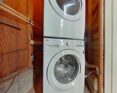 327 Nw 15th Terrace - Photo Thumbnail 6