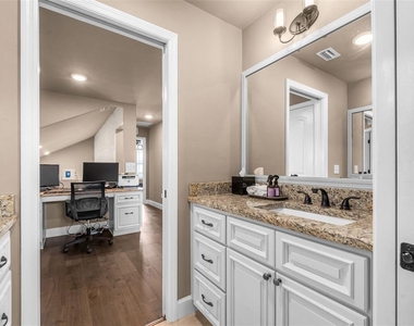 24674 Sw 19th Place - Photo Thumbnail 20