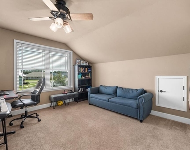 24674 Sw 19th Place - Photo Thumbnail 25