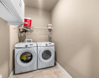 24674 Sw 19th Place - Photo Thumbnail 27