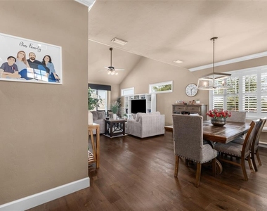24674 Sw 19th Place - Photo Thumbnail 3