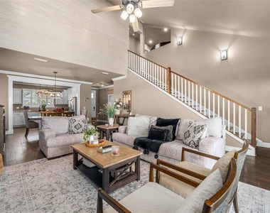 24674 Sw 19th Place - Photo Thumbnail 5