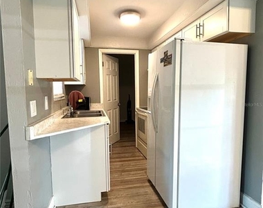 2911 Ne 9th Street - Photo Thumbnail 5