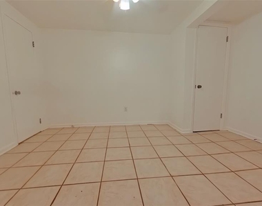 1507 Nw 4th Avenue - Photo Thumbnail 5