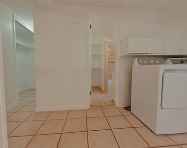 1507 Nw 4th Avenue - Photo Thumbnail 4