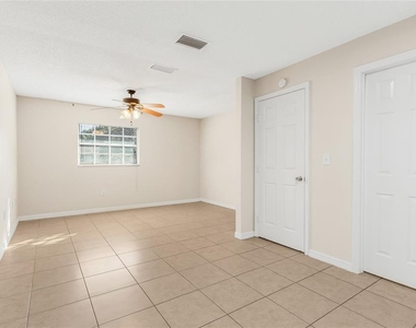 2707 Lakewood Lane - Photo Thumbnail 13