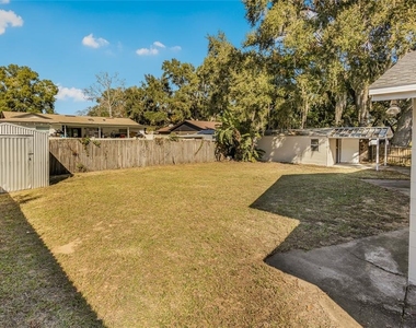 2707 Lakewood Lane - Photo Thumbnail 21