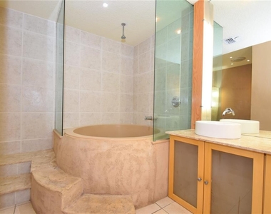 101 Palm Harbor Parkway - Photo Thumbnail 12