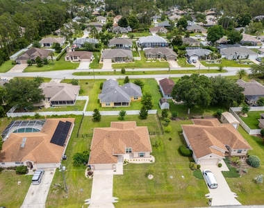 35 Edge Lane - Photo Thumbnail 24