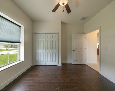 35 Edge Lane - Photo Thumbnail 22