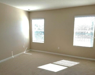 5524 Twilight Grey Lane - Photo Thumbnail 13