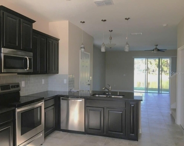 5524 Twilight Grey Lane - Photo Thumbnail 6