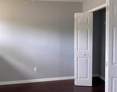 4394 Sandner Drive - Photo Thumbnail 24