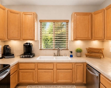 1741 Goodrich Avenue - Photo Thumbnail 6
