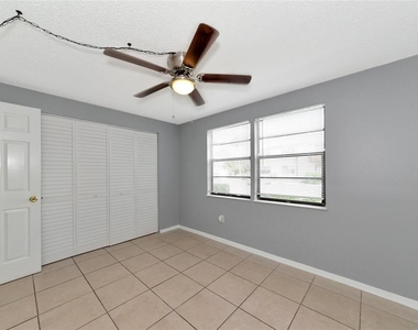 5026 Water Oak Drive - Photo Thumbnail 13