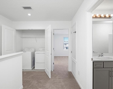 5756 Haven Terrace - Photo Thumbnail 18