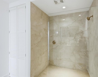 111 S Pineapple Avenue - Photo Thumbnail 22