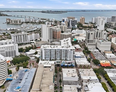 111 S Pineapple Avenue - Photo Thumbnail 44