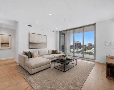 111 S Pineapple Avenue - Photo Thumbnail 12
