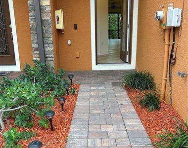 20314 Lagente Circle - Photo Thumbnail 3