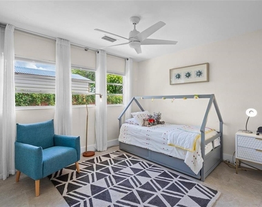 4801 Sarasota Avenue - Photo Thumbnail 23
