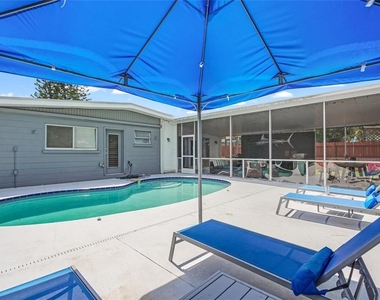 4801 Sarasota Avenue - Photo Thumbnail 31