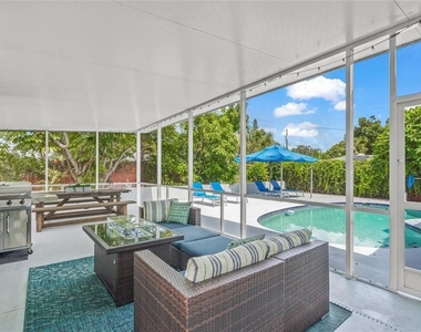 4801 Sarasota Avenue - Photo Thumbnail 28
