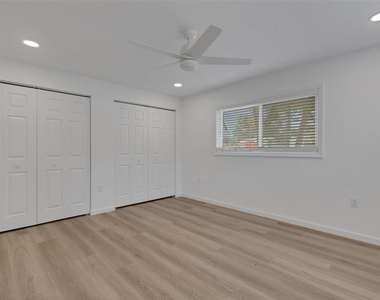 2826 W Rainbow Circle - Photo Thumbnail 15