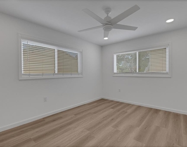 2826 W Rainbow Circle - Photo Thumbnail 20