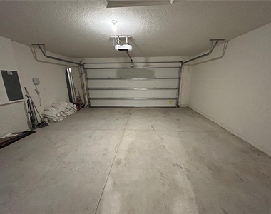 2706 89th Street Circle E - Photo Thumbnail 17