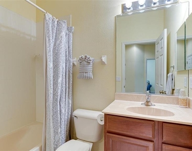 4316 Via Piedra Circle - Photo Thumbnail 42