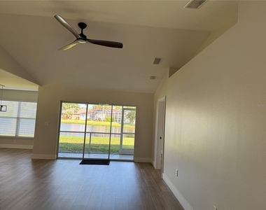 3709 62nd Avenue E - Photo Thumbnail 7