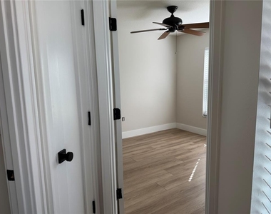 3709 62nd Avenue E - Photo Thumbnail 31
